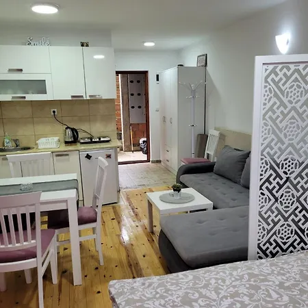Apartmani Lotos Kaludjerske Bare Room photo