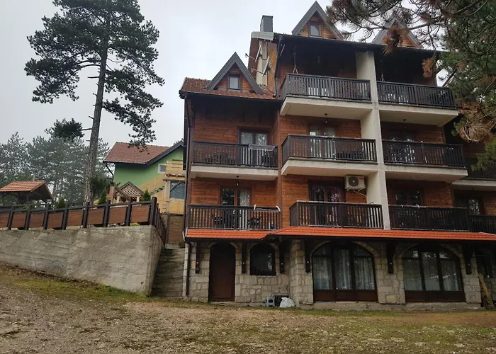 Apartmani Lotos